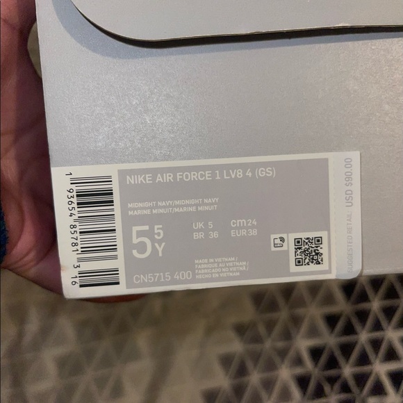 Nike air forces - Picture 2 of 3